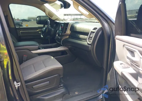 2020 Ram 1500 Big Horn 4X4 5'7 Box z USA, uszkodzony, nr VIN 1C6SRFFT6LN232040